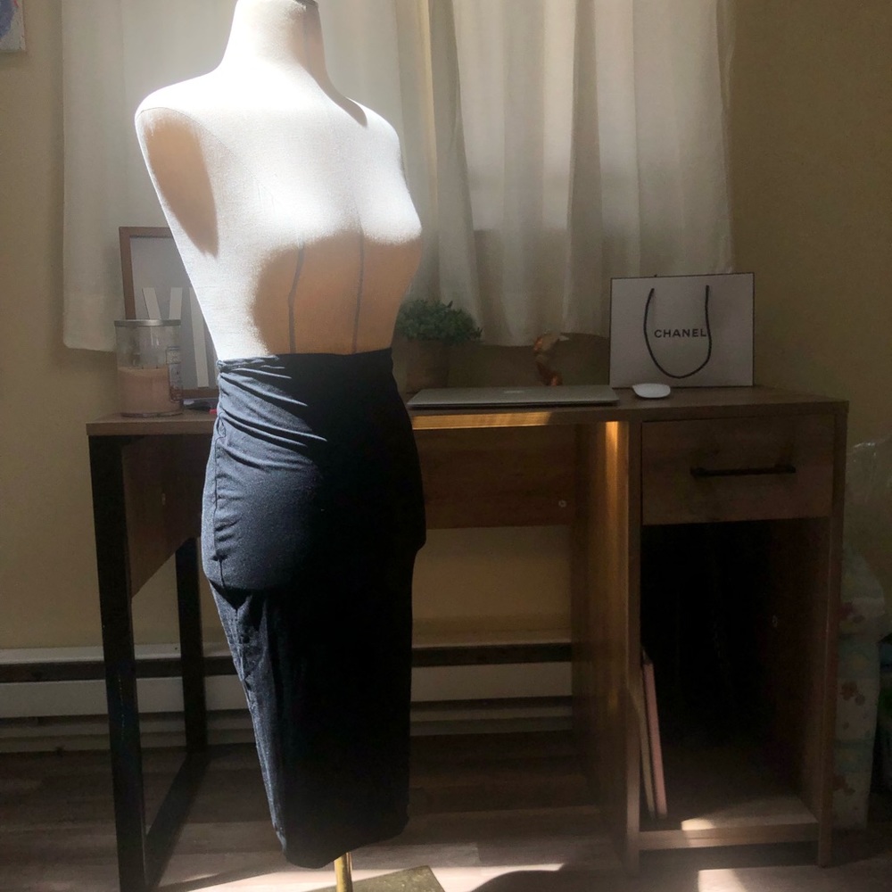 Fashion nova pencil skirt